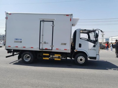 4.2米冷藏车